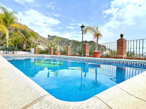Holiday Home Swimming Pool