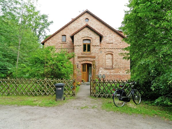 Holiday Home Exterior [summer]