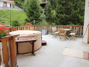 Holiday Home Facilities and Services
