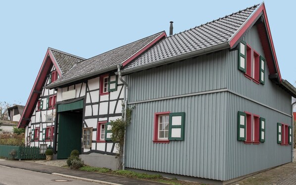 Holiday Home Exterior [summer]