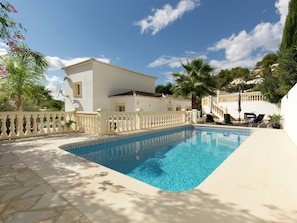 Piscine maison de vacances