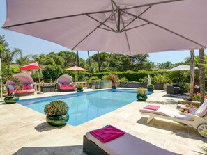 Holiday Home Swimming Pool