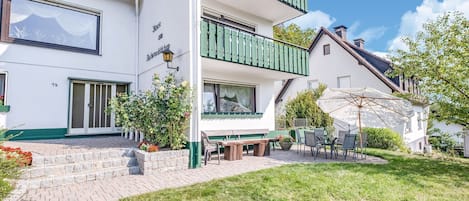 Außenseite Ferienhaus [Sommer]