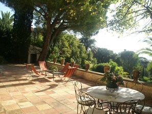 Terrasse / Balkon