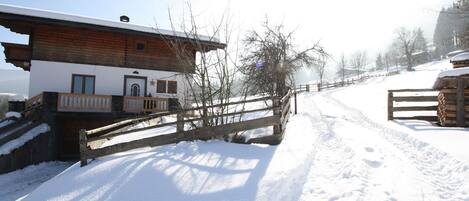 Extérieur maison de vacances [hiver]