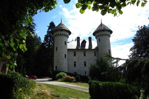 Außenseite Ferienhaus [Sommer]