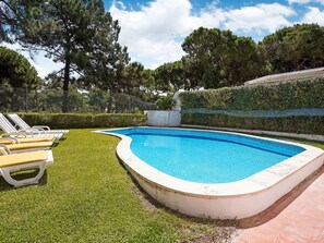 Holiday Home Swimming Pool
