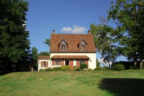 Holiday Home Exterior [summer]