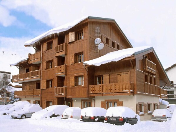 Holiday Home Exterior [winter]