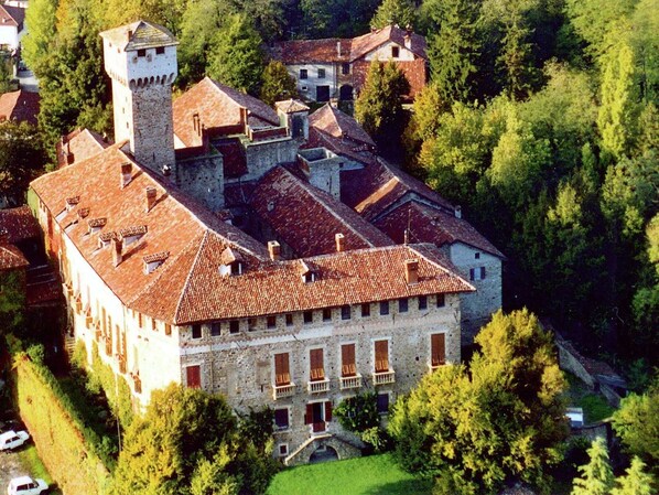 Außenseite Ferienhaus [Sommer]