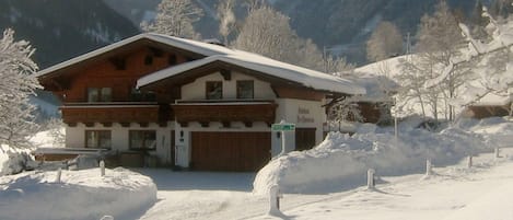 Extérieur maison de vacances [hiver]