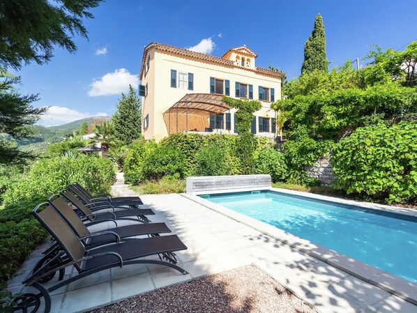 Holiday Home Exterior [summer]