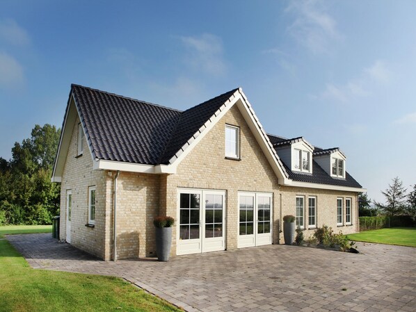 Extérieur maison de vacances [été]
