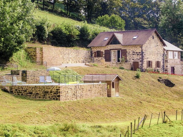 Holiday Home Exterior [summer]