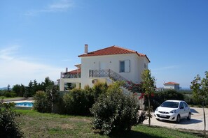 Extérieur maison de vacances [été]