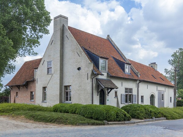 Holiday Home Exterior [summer]