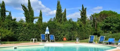 Piscine maison de vacances