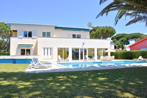 Extérieur maison de vacances [été]