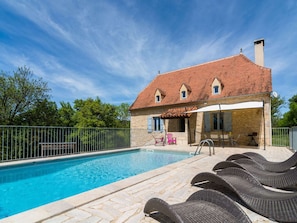 Schwimmbad des Ferienhauses