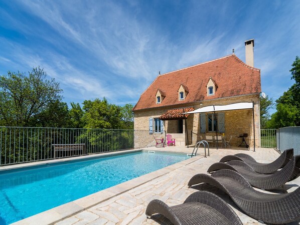 Piscine maison de vacances