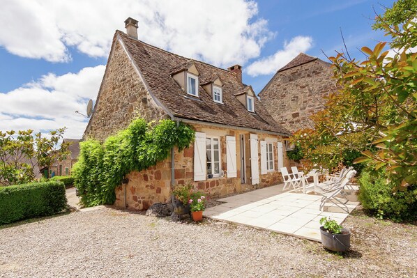 Holiday Home Exterior [summer]