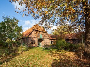 Außenseite Ferienhaus [Sommer]