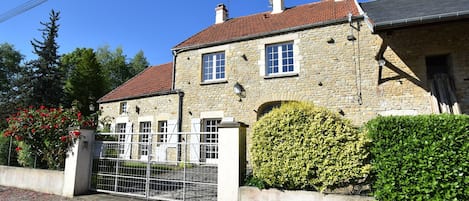 Extérieur maison de vacances [été]