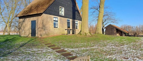 Extérieur maison de vacances [été]