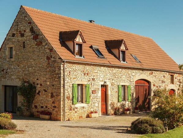 Außenseite Ferienhaus [Sommer]