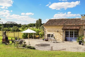 Extérieur maison de vacances [été]