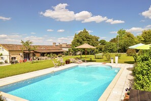 Extérieur maison de vacances [été]