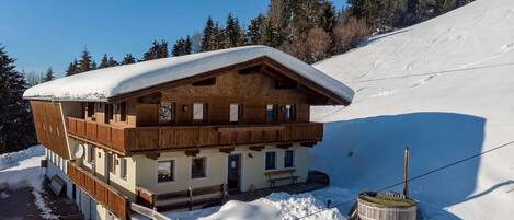 Extérieur maison de vacances [hiver]