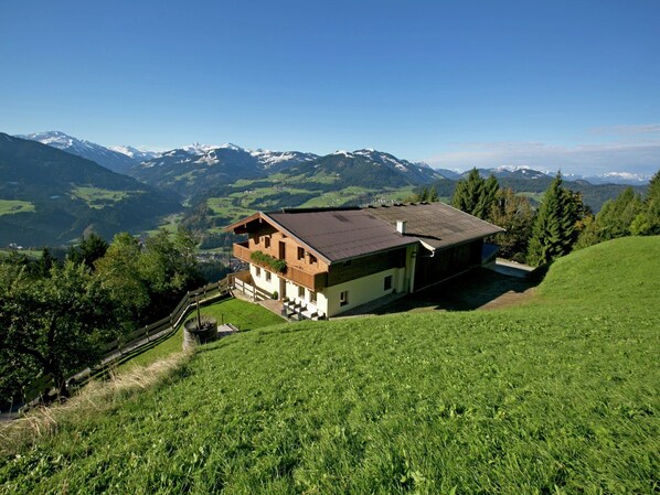 Extérieur maison de vacances [été]