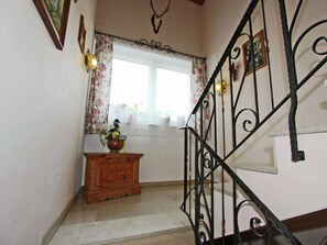 Entrance / Reception