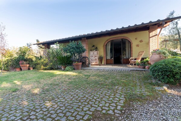 Holiday Home Exterior [summer]