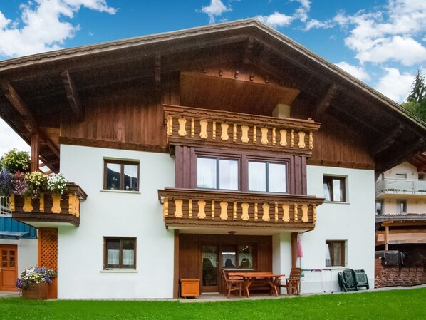Holiday Home Exterior [summer]