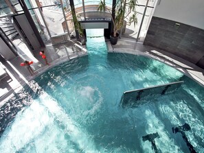 Holiday Home Swimming Pool