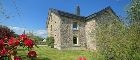 Extérieur maison de vacances [été]