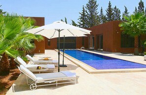 Utomhuspool