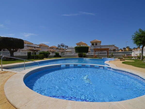 Schwimmbad des Ferienhauses