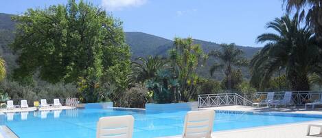 Holiday Home Swimming Pool