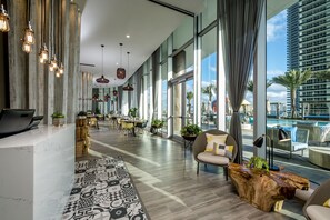 Breakfast area
