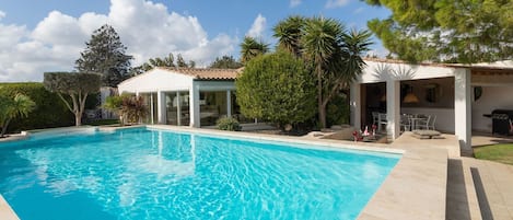 Holiday Home Swimming Pool