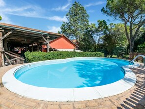 Holiday Home Swimming Pool