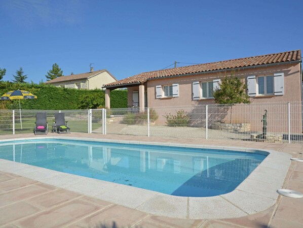 Extérieur maison de vacances [été]