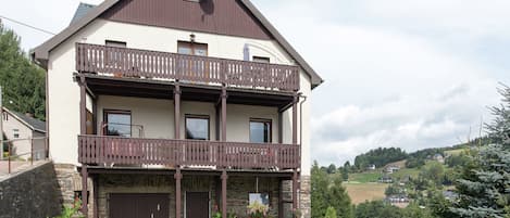 Extérieur maison de vacances [été]