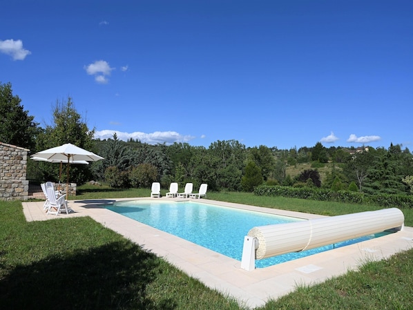 Piscine maison de vacances