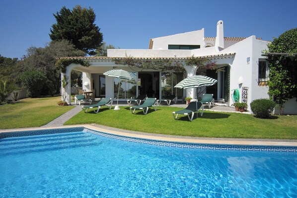Extérieur maison de vacances [été]
