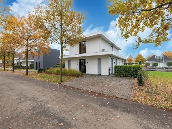 Holiday Home Exterior [summer]