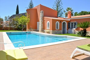 Extérieur maison de vacances [été]